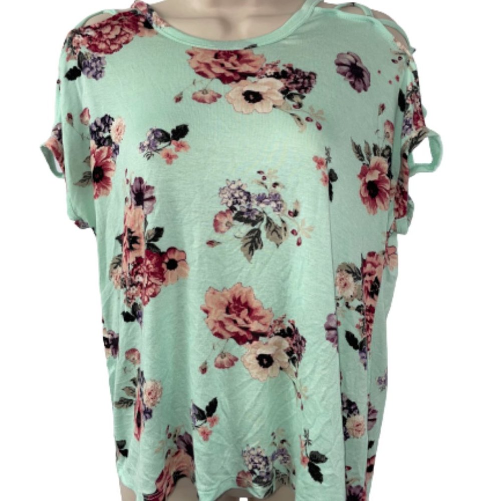 RUE 21 M Green Floral Criss Cross Open Shouler Top